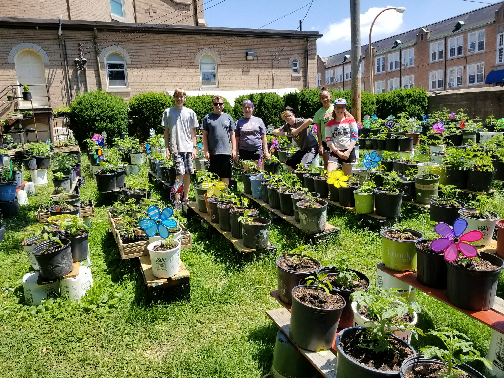 St Anthony S Food Pantry Earthday365