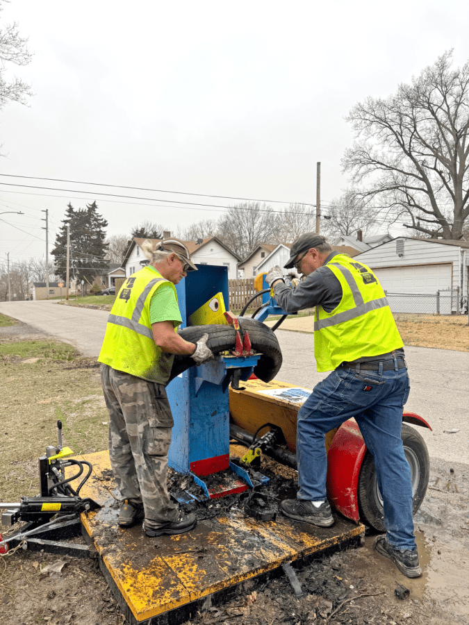 ejda-photo-4-small Environmental Justice Days of Action photo breaking down tires at Greenwood Cemetery